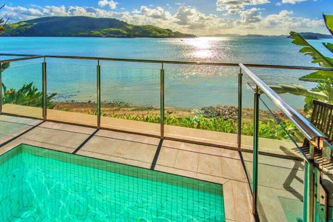 Yacht Club 19 Bijou De Mer 2 Buggies - Goulburn Accommodation 3