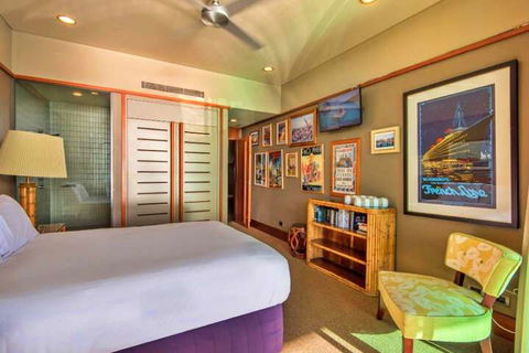 Yacht Club 19 Bijou De Mer 2 Buggies - Goulburn Accommodation 4