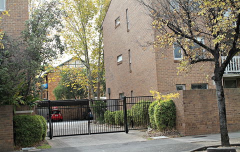 Adelaide Dresscircle Apartments - Archer Street - Goulburn Accommodation 2