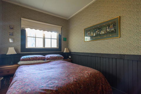 Walhalla Coach House - Goulburn Accommodation 2