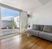 Fabulous Fitzroy Converted Warehouse - Goulburn Accommodation