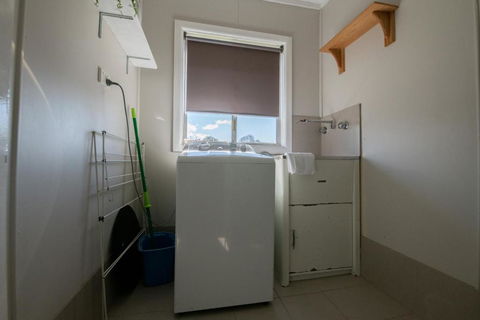 Autumn St. Trendy East Orange Near CBD - Goulburn Accommodation 3