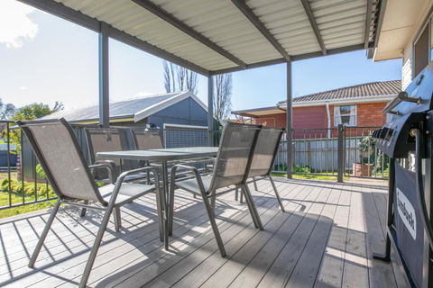 Autumn St. Trendy East Orange Near CBD - Goulburn Accommodation 5