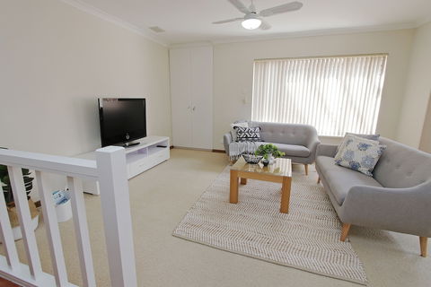 Alexandra Villa - Goulburn Accommodation 5