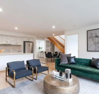 Modern Stylish Penthouse - Goulburn Accommodation