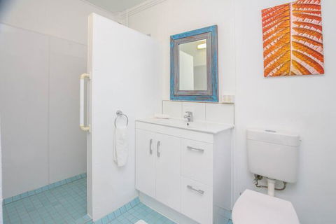 Easy Going Holiday Unit On McKenzie MK4 - Goulburn Accommodation 4