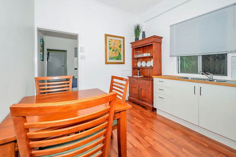 Easy Going Holiday Unit On McKenzie MK4 - Goulburn Accommodation 2