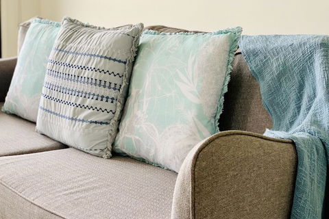 Daydream Spcaious & Comfortable With Water Views - Goulburn Accommodation 6