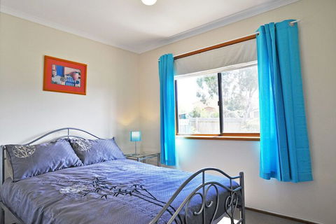 Alwyns By THE SEA PET Friendly - Goulburn Accommodation 5
