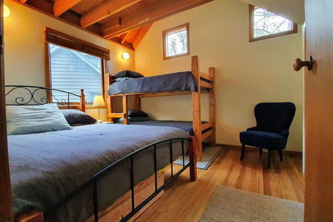 SNOWED INN Apartment - Goulburn Accommodation 4