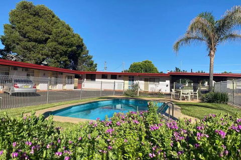 Apollo Motel Parkes - Goulburn Accommodation 7