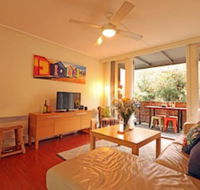 Colour Pop - Rejuvenate Stays - Goulburn Accommodation
