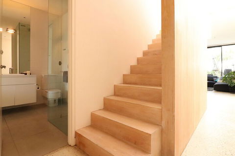 Inspired Designer Carlton North Terrace - Rejuvenate Stays - Goulburn Accommodation 2