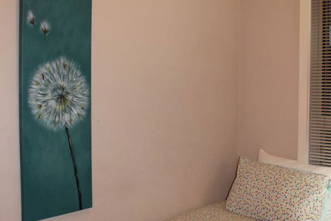 Australian Home Away At Box Hill 2 Bedroom - Goulburn Accommodation 3