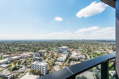 Designer Home With View 2 BED In Box Hill Vbh850 - Goulburn Accommodation 6