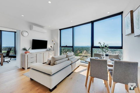 Designer Home With View 2 BED In Box Hill Vbh850 - Goulburn Accommodation 4