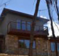 Of Stone  Wood Guesthouse Secluded getaway - Goulburn Accommodation