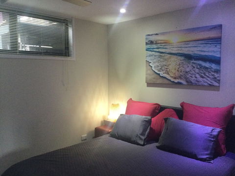 Southport Dandar - Goulburn Accommodation 4