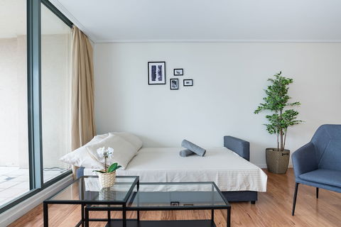 Apartment CBD - Pitt - Goulburn Accommodation 3