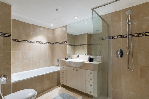 Apartment CBD - Pitt - Goulburn Accommodation 4