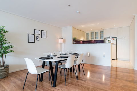 Apartment CBD - Pitt - Goulburn Accommodation 0
