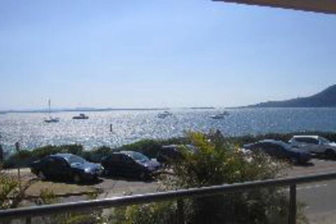 3 Bedroom House Shoal Bay Palm Beach - Goulburn Accommodation 4
