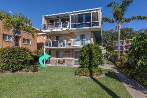 2 Bedroom Apartment Castaways Unit 1 - Goulburn Accommodation 0