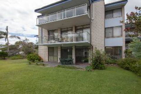 2 Bedroom Apartment Villa Ellisa Unit 1 - Goulburn Accommodation 2