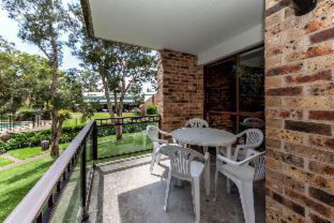 3 Bedroom Apartment Bay Parklands Unit 65 / 2 Gowrie Avenue - Goulburn Accommodation 1