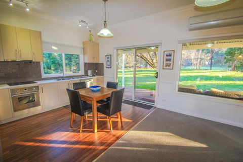 Dieudonne - Goulburn Accommodation 2