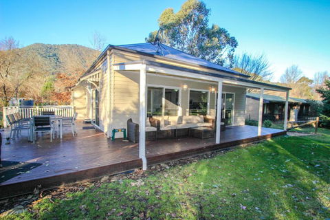 Dieudonne - Goulburn Accommodation 6