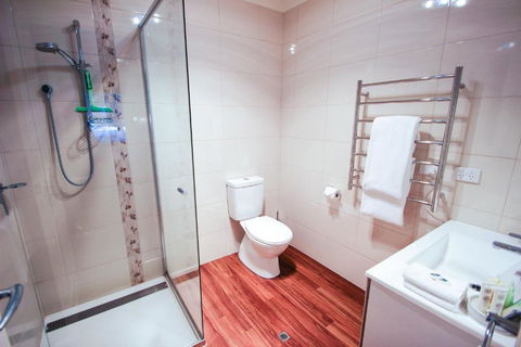 Dieudonne - Goulburn Accommodation 4