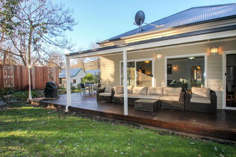 Dieudonne - Goulburn Accommodation 1