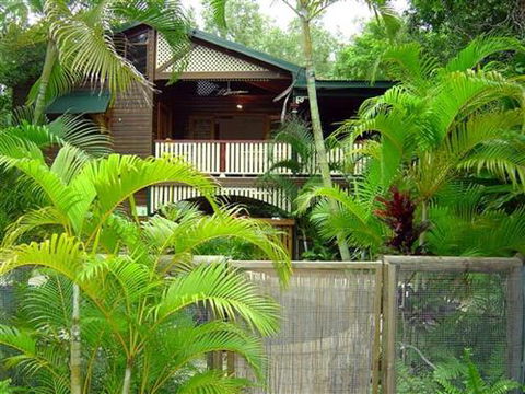 Appian Beach House - Goulburn Accommodation 6