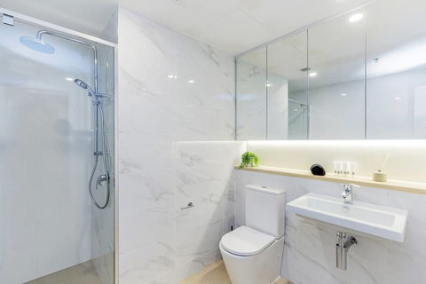 SKY Heart Of BNE City 2bed APT Pool& Gym Qbn222-18 - Goulburn Accommodation 5