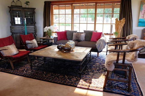 Sherwood Loves - Goulburn Accommodation 4