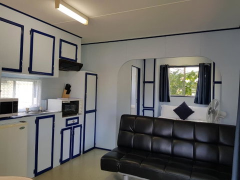 Jacaranda Holiday Park - Goulburn Accommodation 6