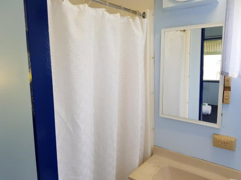 Jacaranda Holiday Park - Goulburn Accommodation 5