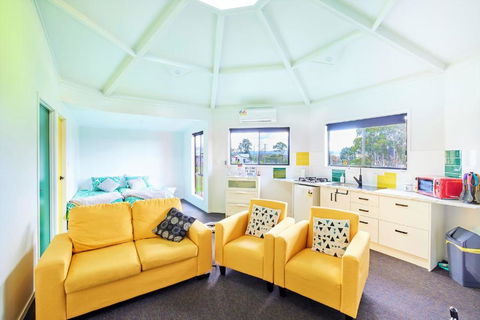 Zuny Yurt - Goulburn Accommodation 2