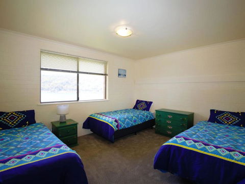 Aranda 3 / 25 Townsend Street - Goulburn Accommodation 3