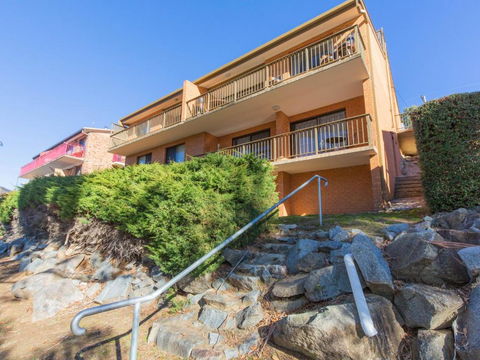 Aranda 3 / 25 Townsend Street - Goulburn Accommodation 6