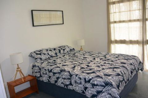 Alicante - Goulburn Accommodation 4