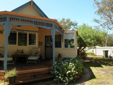 Lilys By The Lake Raymond Island Accommodation - Goulburn Accommodation 1