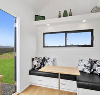 TINY HOME......BIG views - Goulburn Accommodation