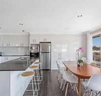 Soldiers Point Spectacular - Goulburn Accommodation