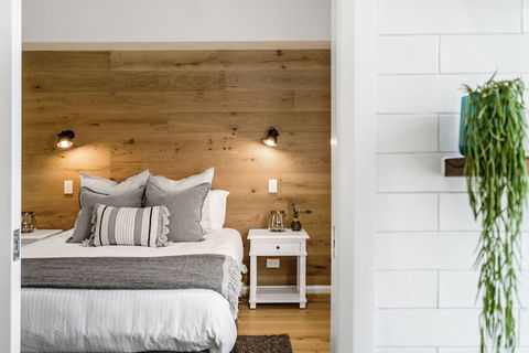 A PERFECT STAY Luxe & Bloom - Goulburn Accommodation 2