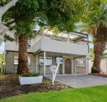 SANTORINI BEACH HOUSE SAFETY BEACH - Goulburn Accommodation
