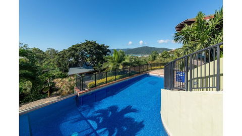 Ambience Of Airlie - Airlie Beach - Goulburn Accommodation 3