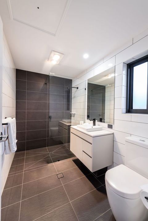 Avenue Motel Apartments - Goulburn Accommodation 4