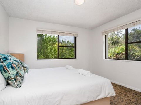 EAST COAST ESCAPES Byron Beachfront - Goulburn Accommodation 0